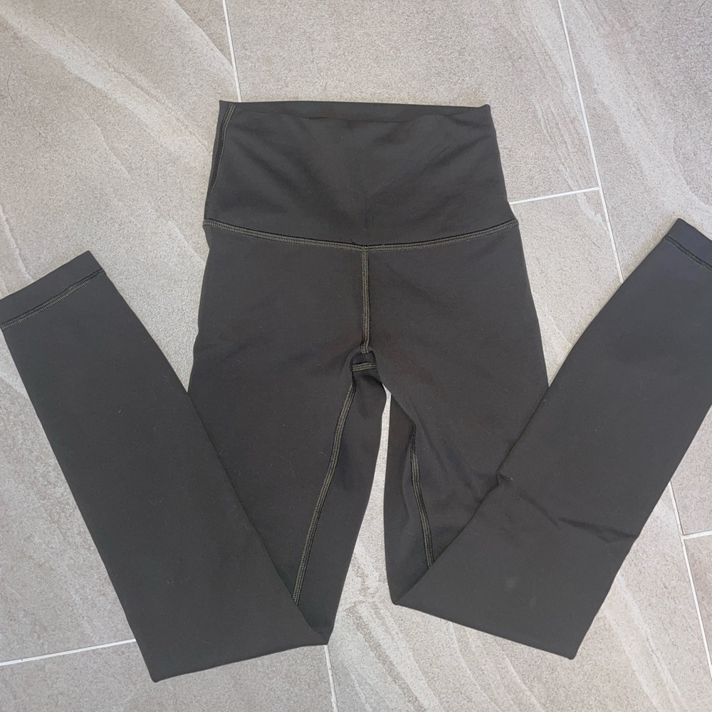 Lululemon wunder train 25” in dark olive